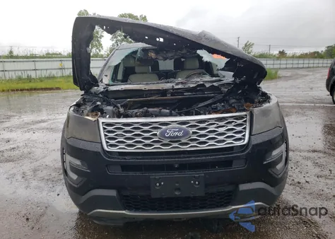 2017 Ford Explorer Platinum из США, поврежденный, VIN 1FM5K8HT5HGA09157